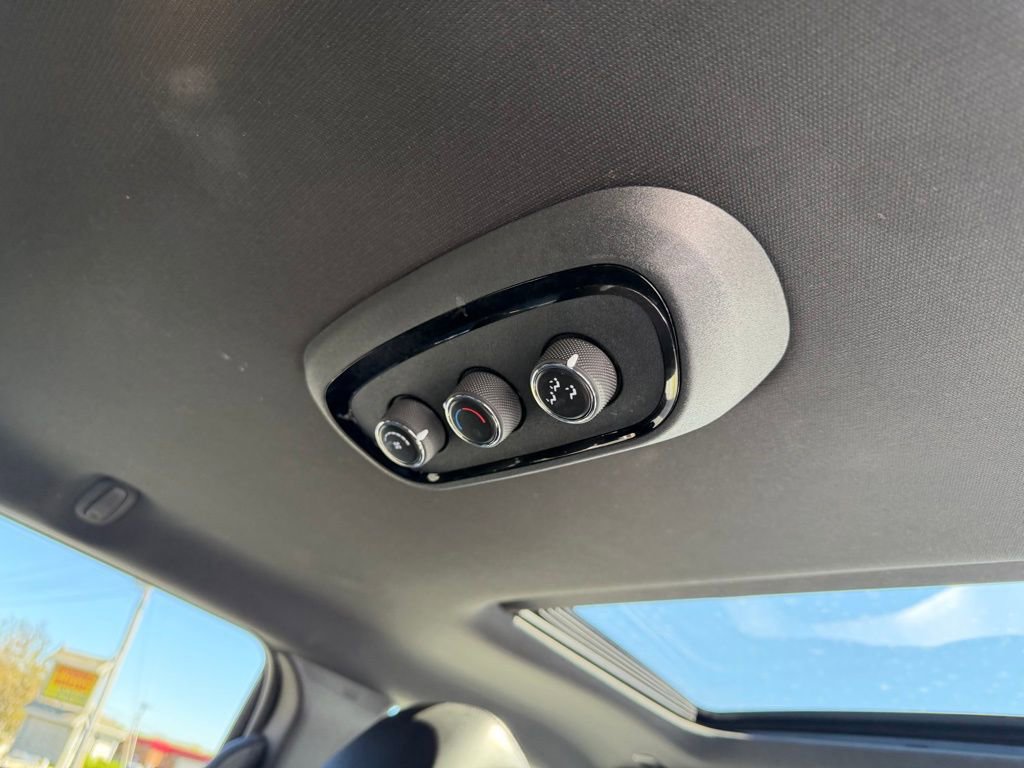 Used 2024 Dodge Durango R/T AWD/4WD image 40