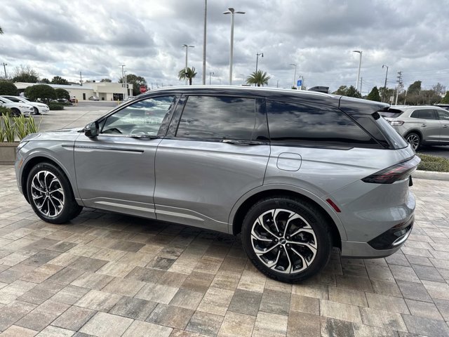 Certified 2024 Lincoln Nautilus Reserve image 4