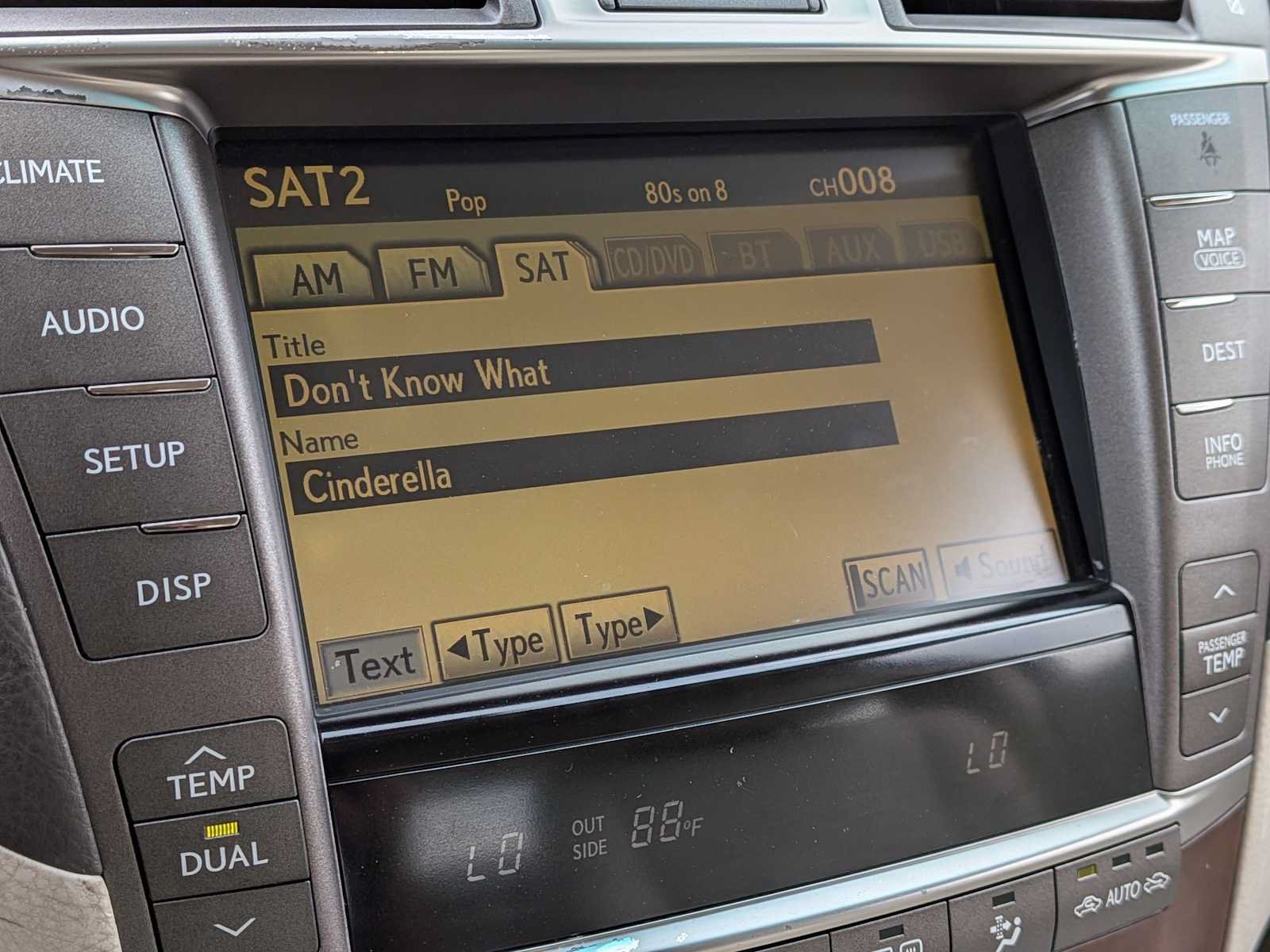 Used 2012 Lexus LS 460 AWD w/ Luxury Value Edition image 26