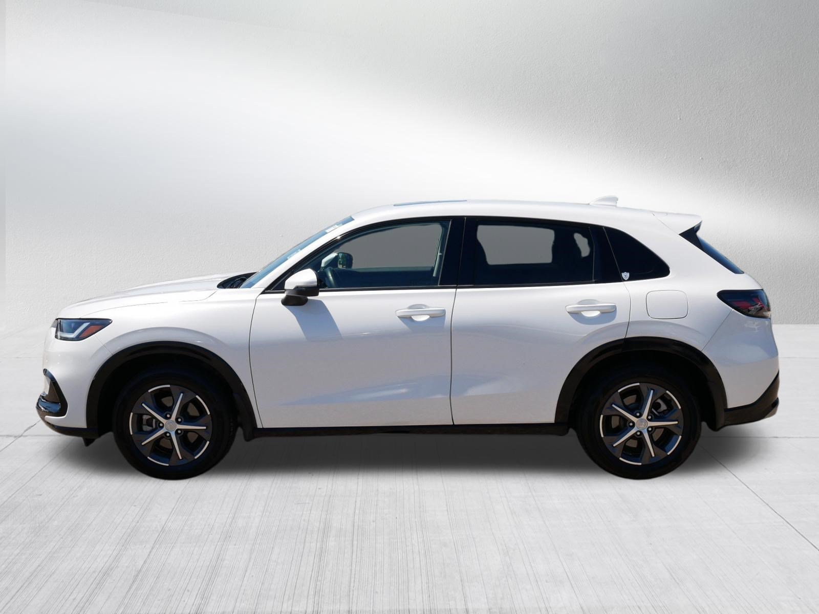 Used 2025 Honda HR-V EX-L image 4