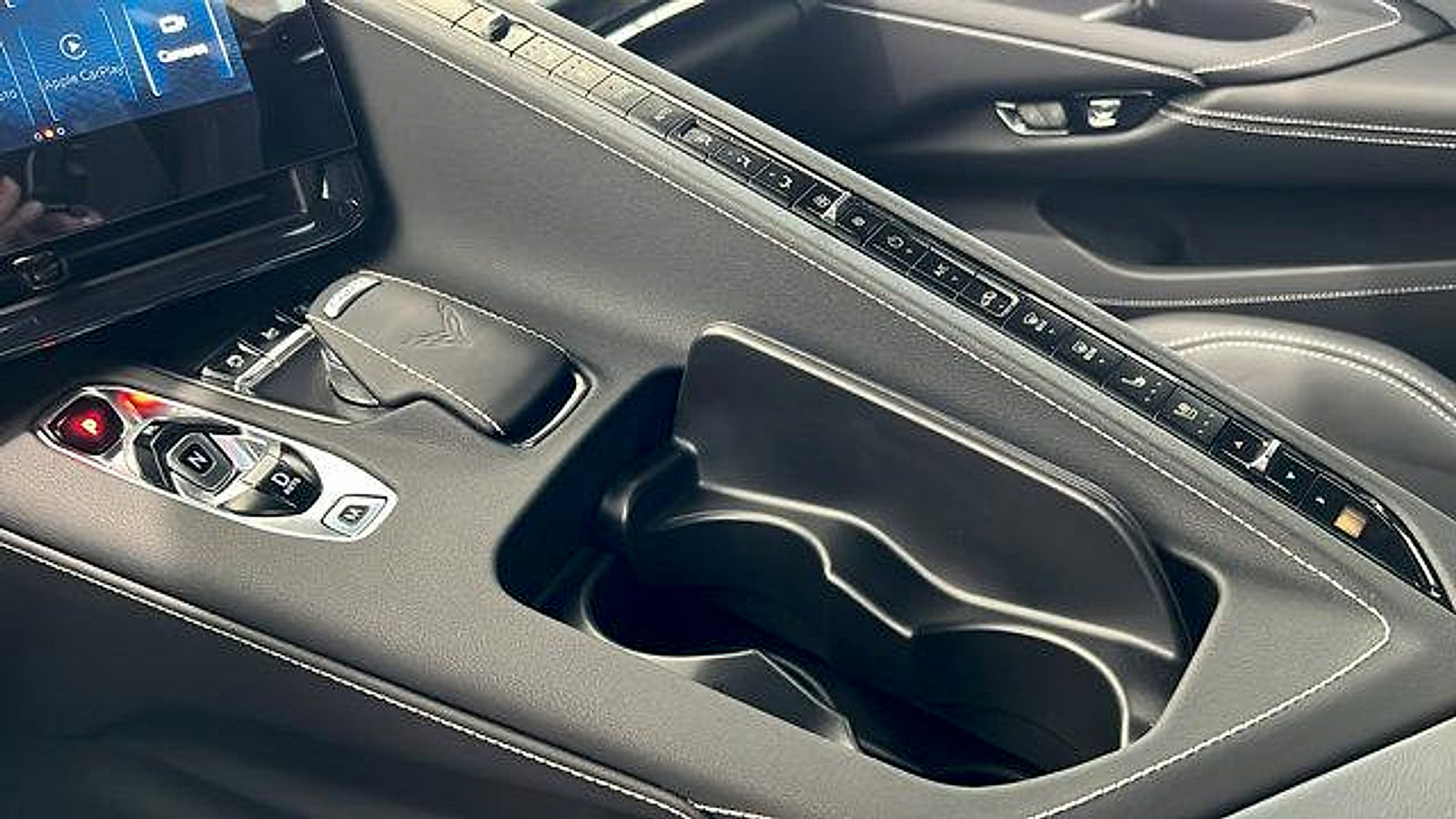 New 2025 Chevrolet Corvette Stingray Preferred Cpe w/ Z51 Performance Package image 17