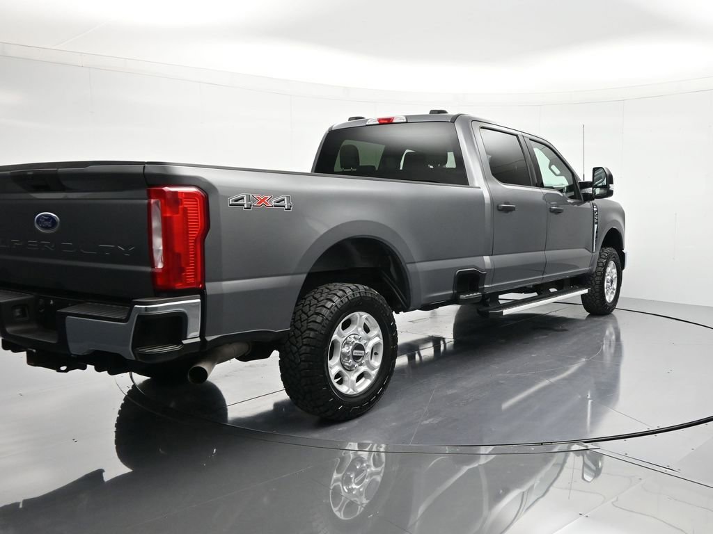 Used 2025 Ford F250 XLT image 6