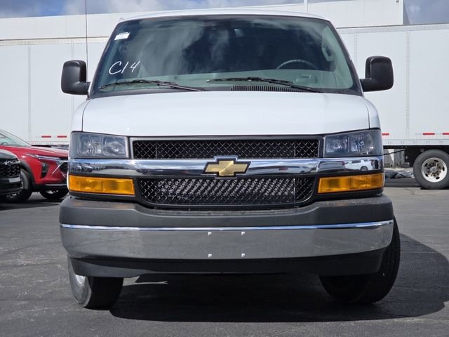 New 2026 Chevrolet Express 2500 w/ Driver Convenience Package RWD image 12