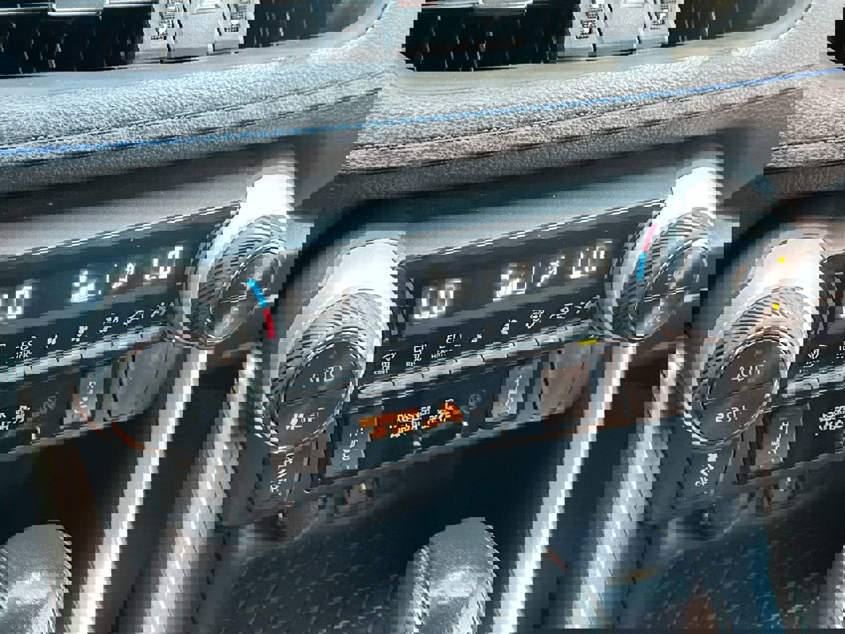 Used 2022 Toyota RAV4 XSE image 18