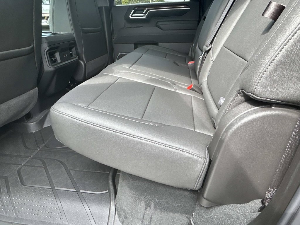 New 2026 Chevrolet Silverado 3500 LT w/ All Star Edition AWD/4WD image 12