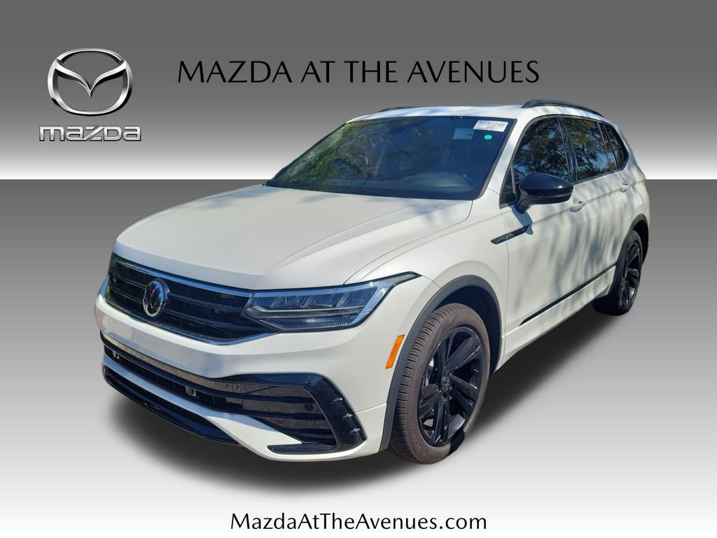 Used 2024 Volkswagen Tiguan SE R-Line