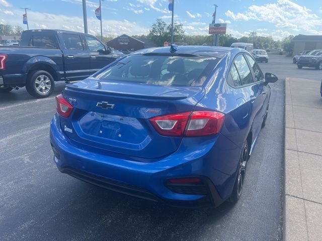 Used 2019 Chevrolet Cruze LT w/ RS Package image 4