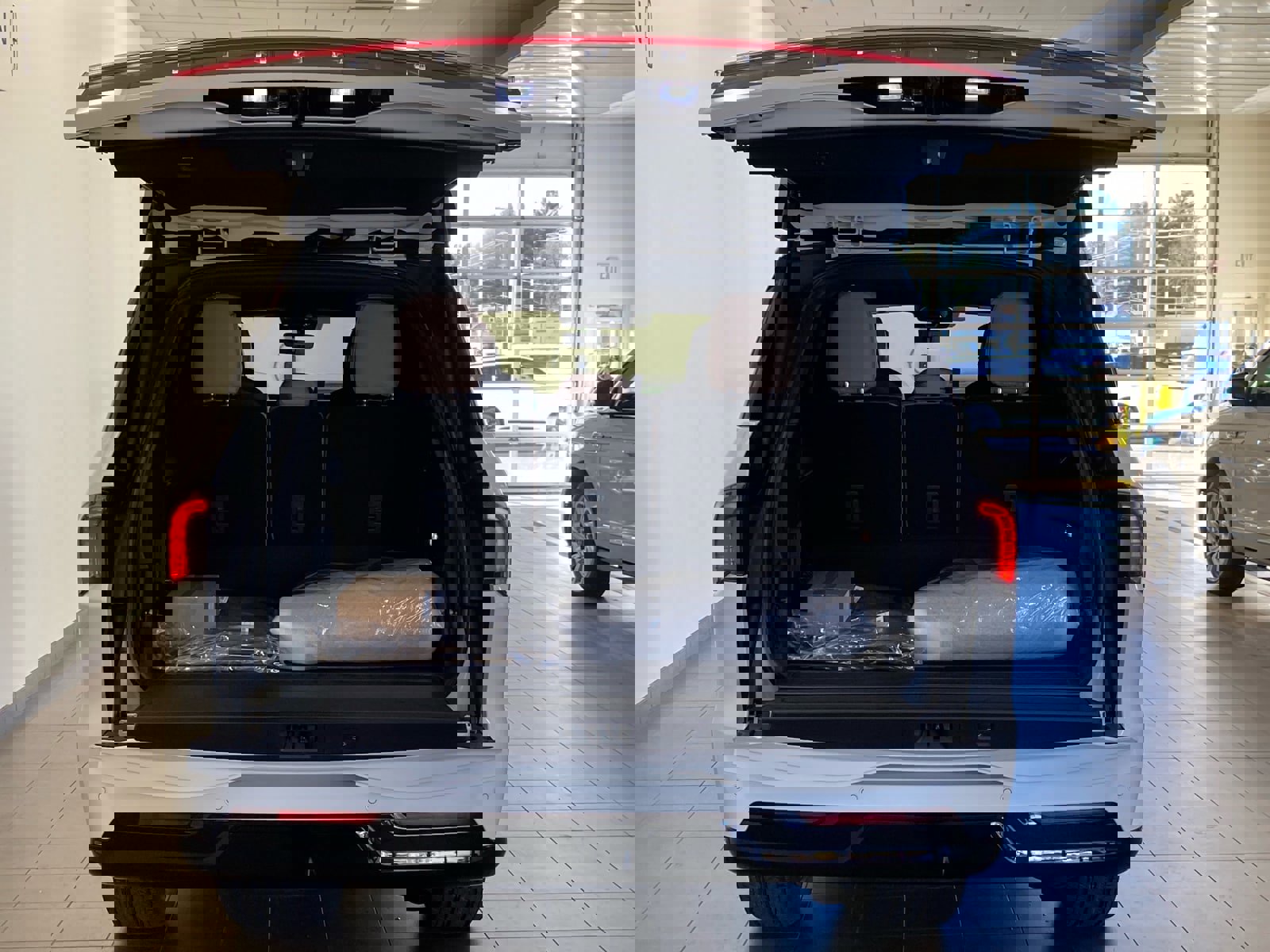 New 2025 Lincoln Navigator Black Label image 9