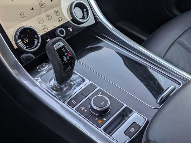 Used 2021 Land Rover Range Rover Sport HST image 9