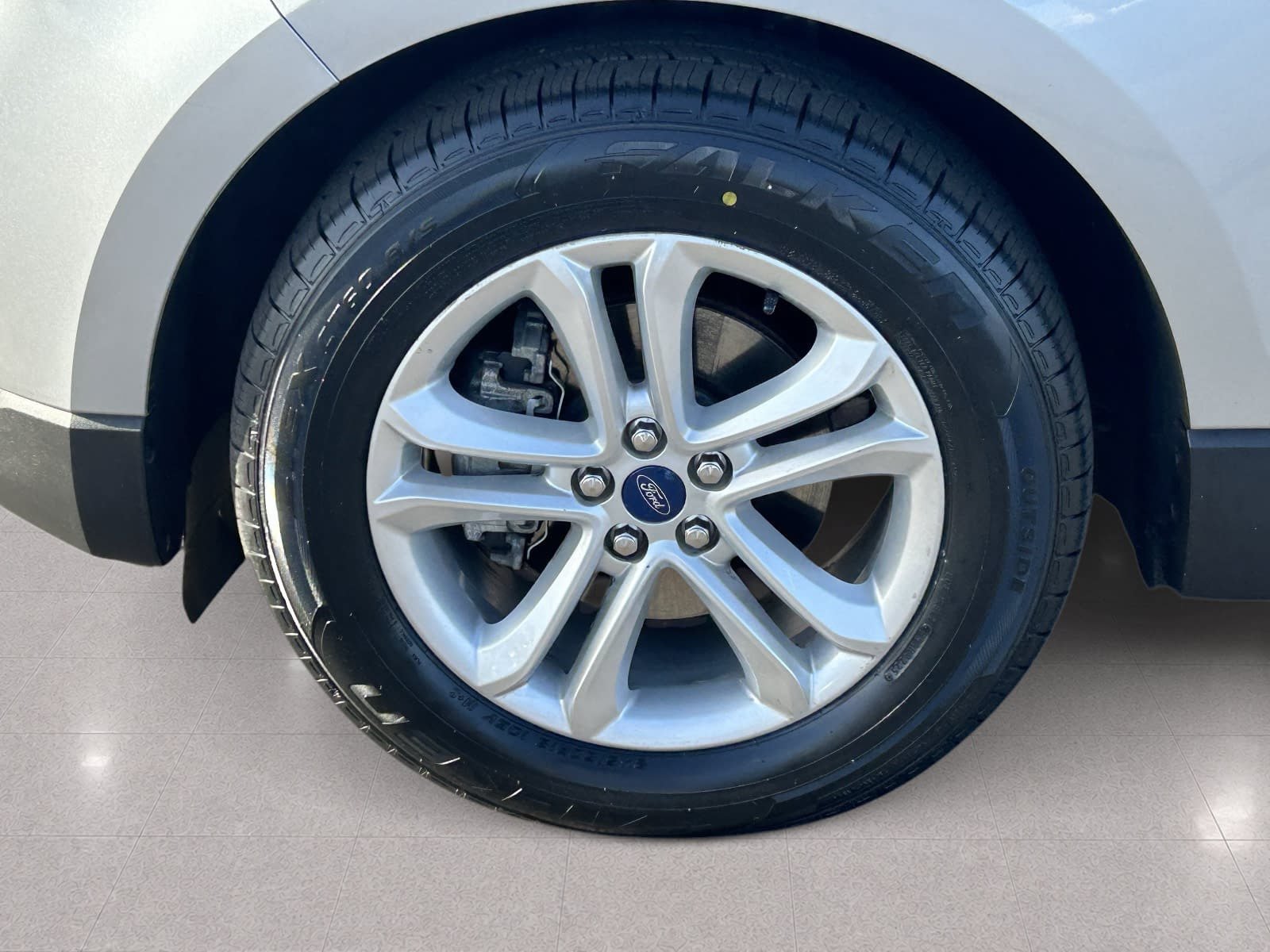 Used 2020 Ford Edge SEL FWD image 11