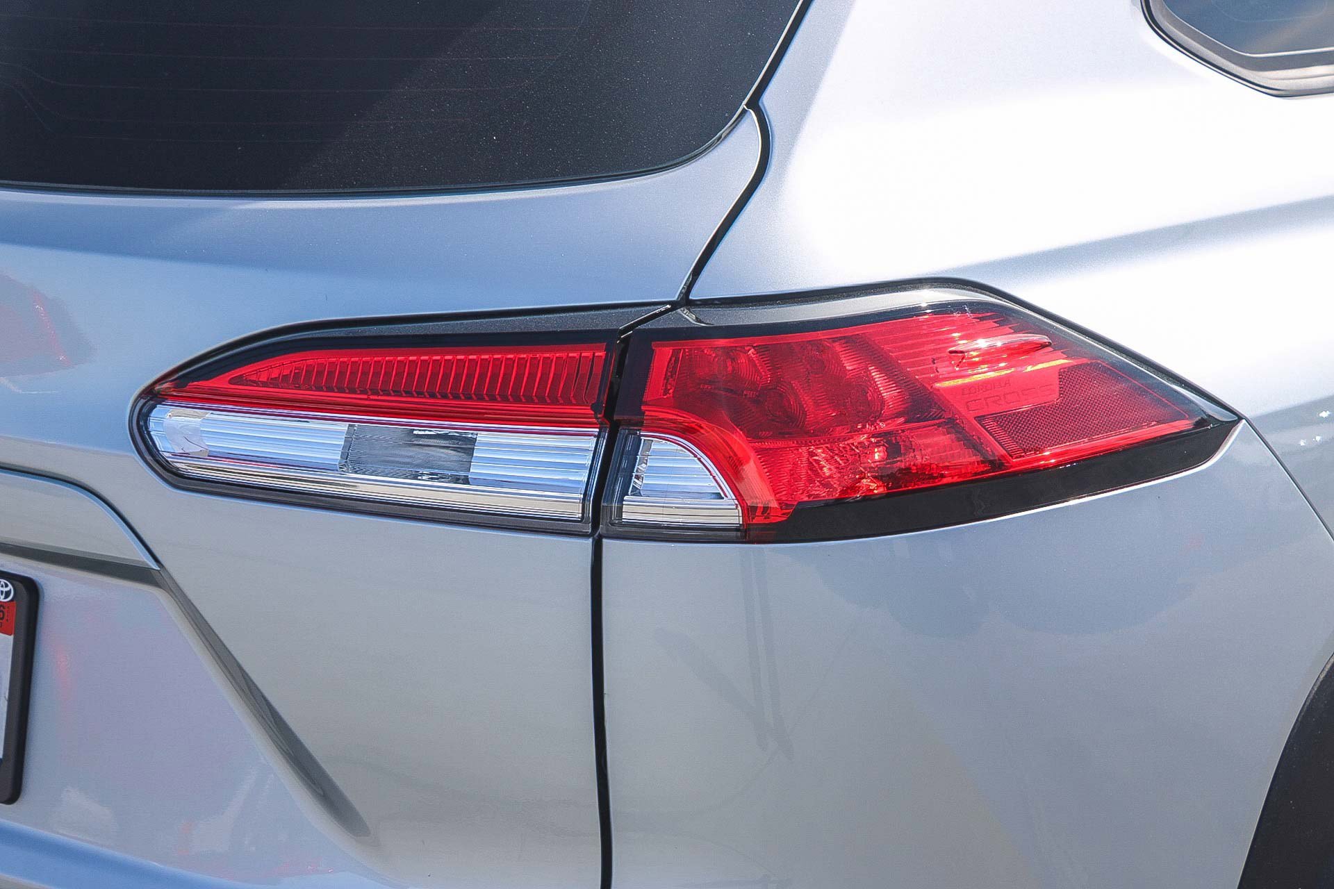 Certified 2025 Toyota Corolla Cross L FWD image 10