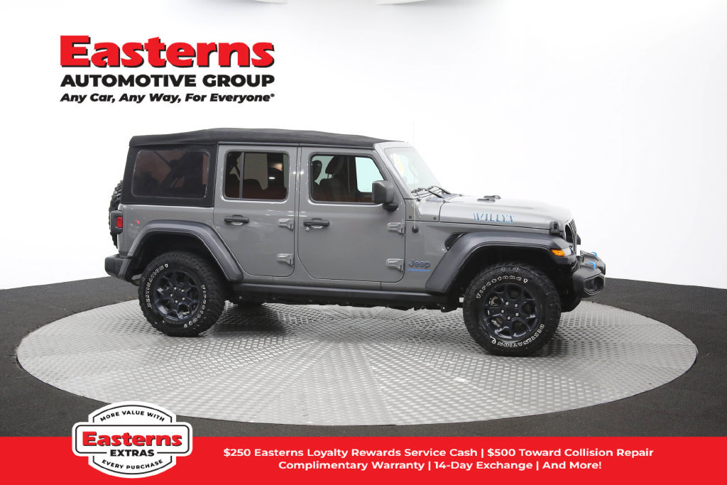 Used 2023 Jeep Wrangler Unlimited w/ Cold Weather Group AWD/4WD image 49