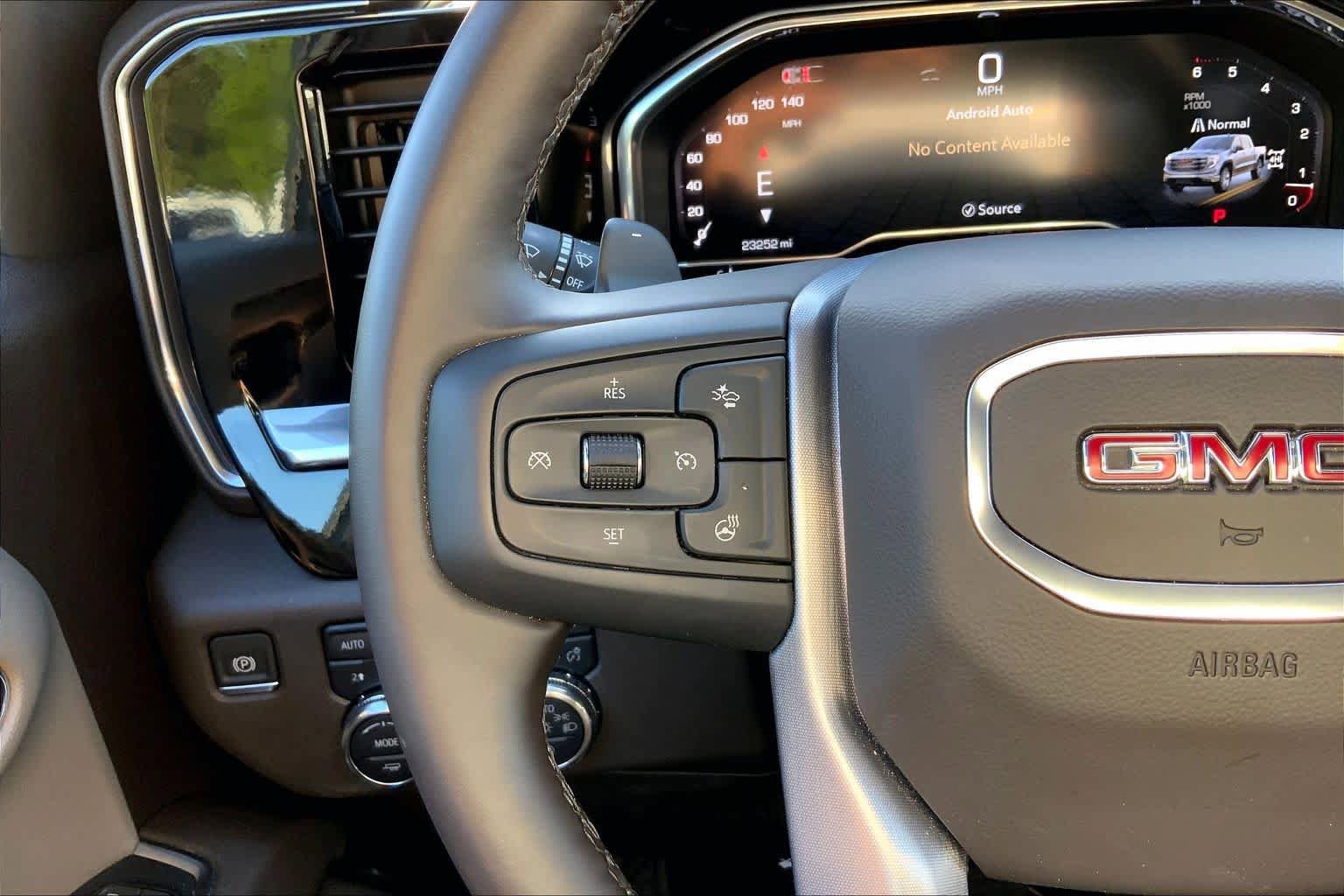 Used 2025 GMC Sierra 1500 SLT w/ SLT Premium Plus Package AWD/4WD image 23