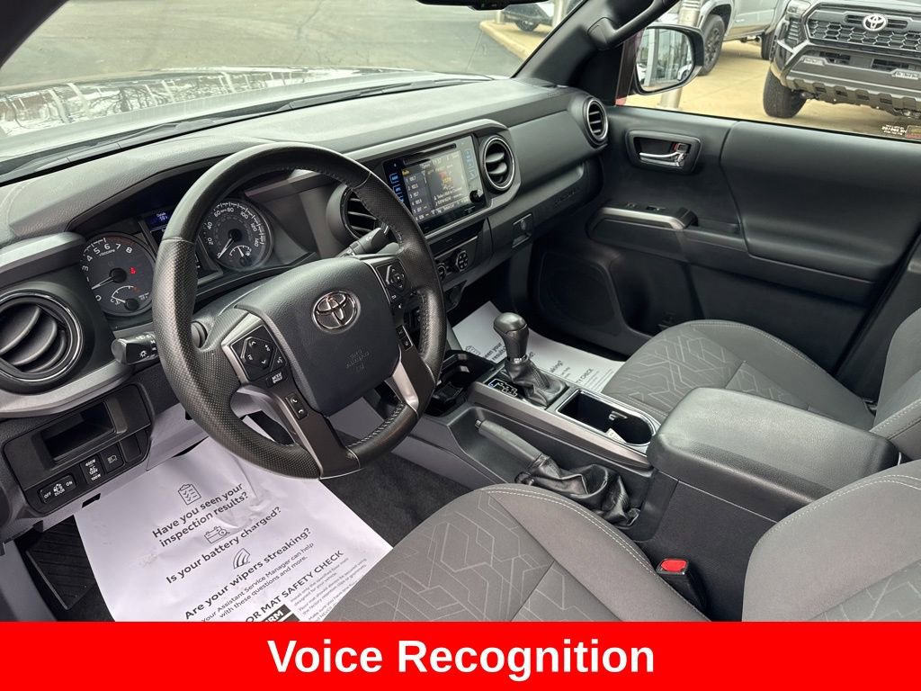 Used 2019 Toyota Tacoma TRD Off-Road image 15