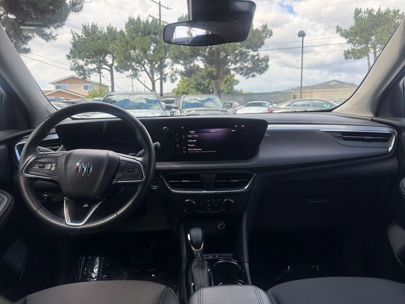 Used 2025 Buick Encore GX Preferred image 30