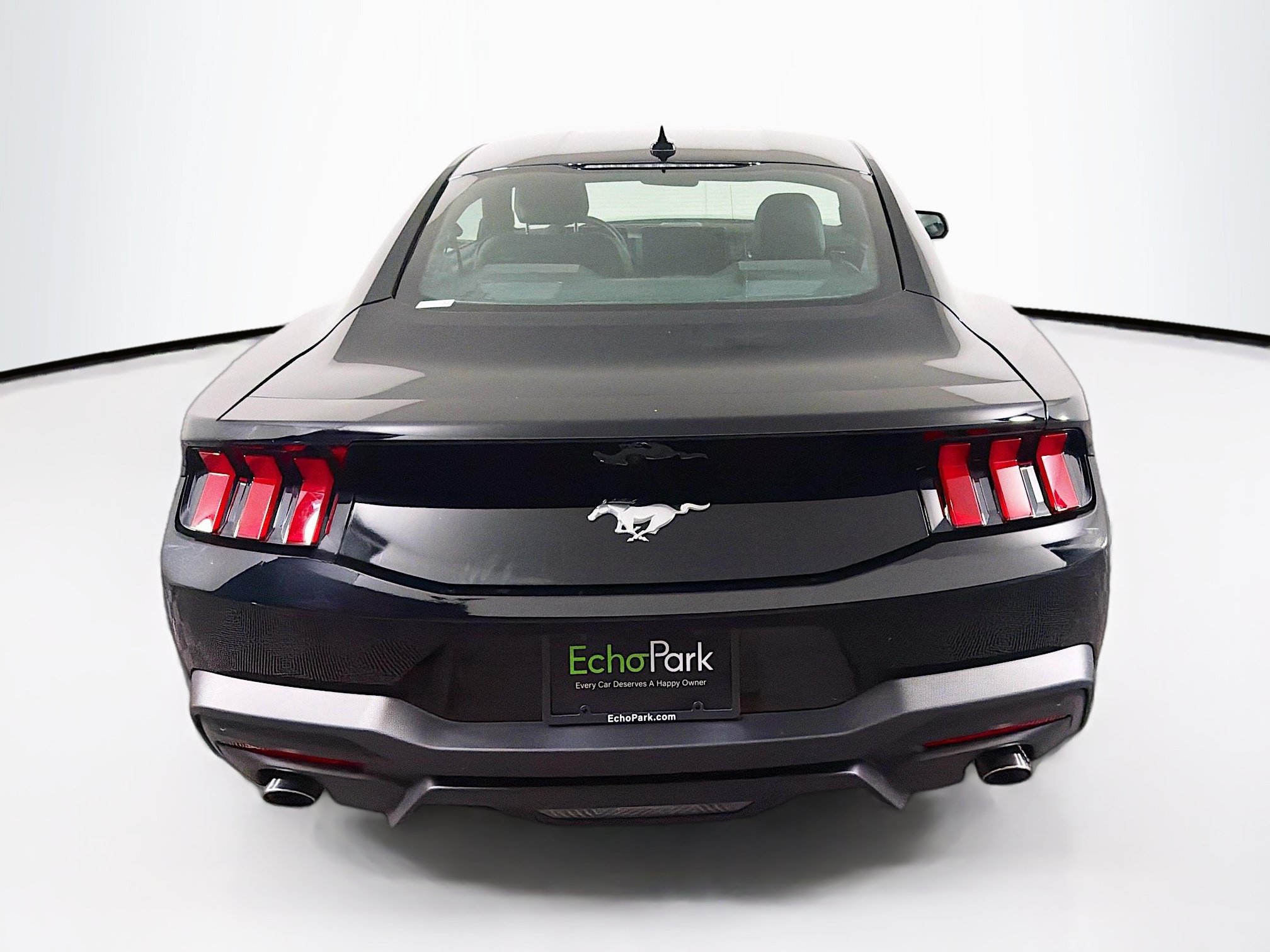Used 2025 Ford Mustang Coupe RWD image 7