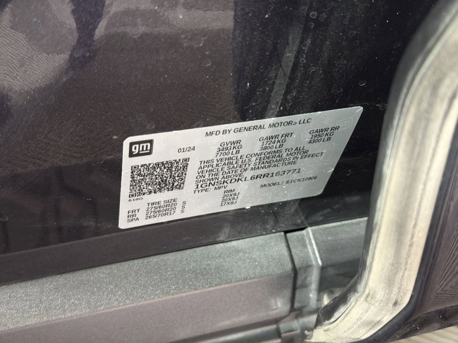 Used 2024 Chevrolet Suburban Z71 w/ Off-Road Capability Package image 29