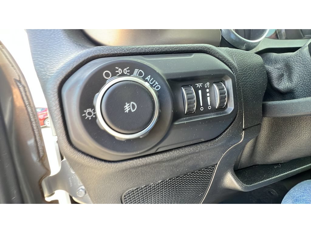 Used 2019 Jeep Wrangler Unlimited Sport S AWD/4WD image 23