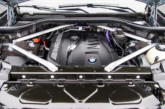 Used 2024 BMW X7 xDrive40i w/ Executive Package image 28