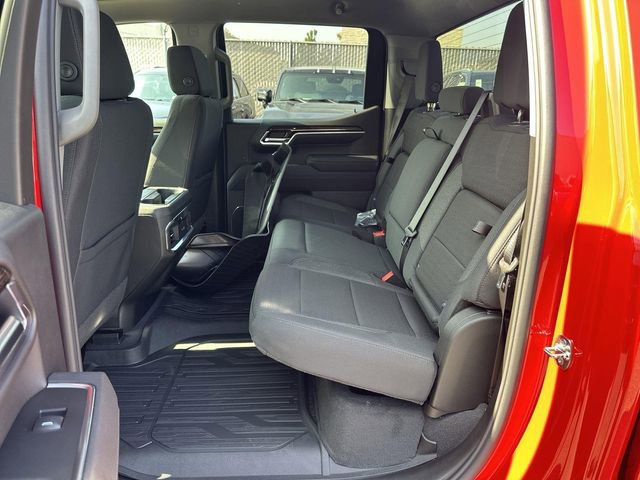 New 2026 GMC Sierra 1500 Elevation w/ LPO, Elevation Black Package image 16