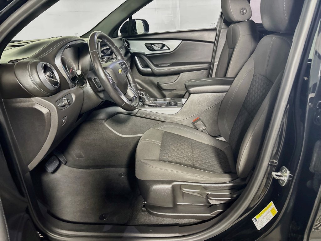 Used 2019 Chevrolet Blazer L FWD image 11