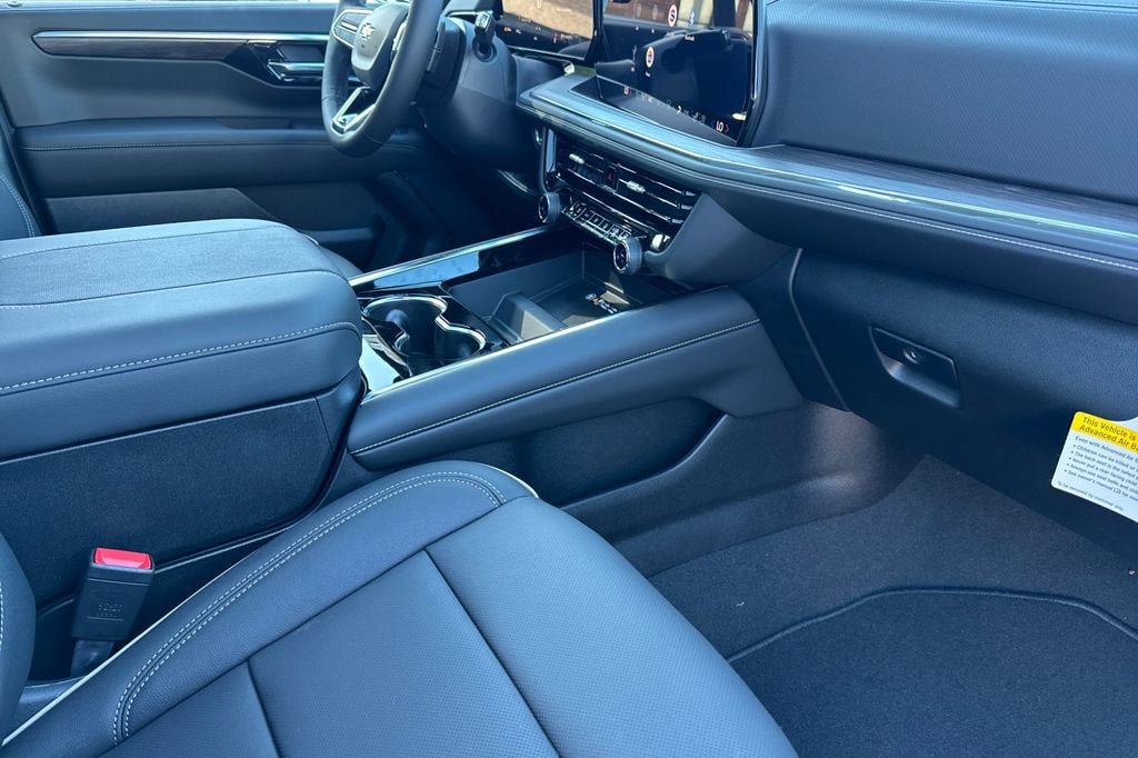 New 2026 Chevrolet Suburban Premier AWD/4WD image 18