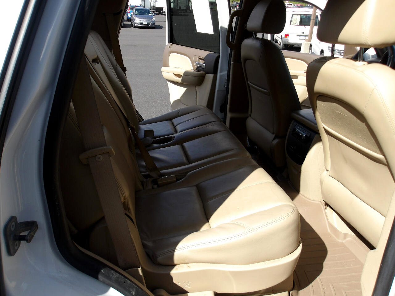 Used 2010 Chevrolet Tahoe 4WD image 12