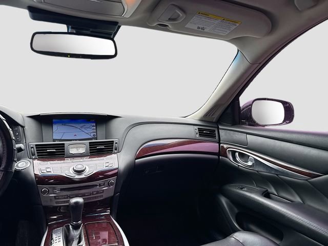 Used 2018 INFINITI Q70 L 3.7 image 25