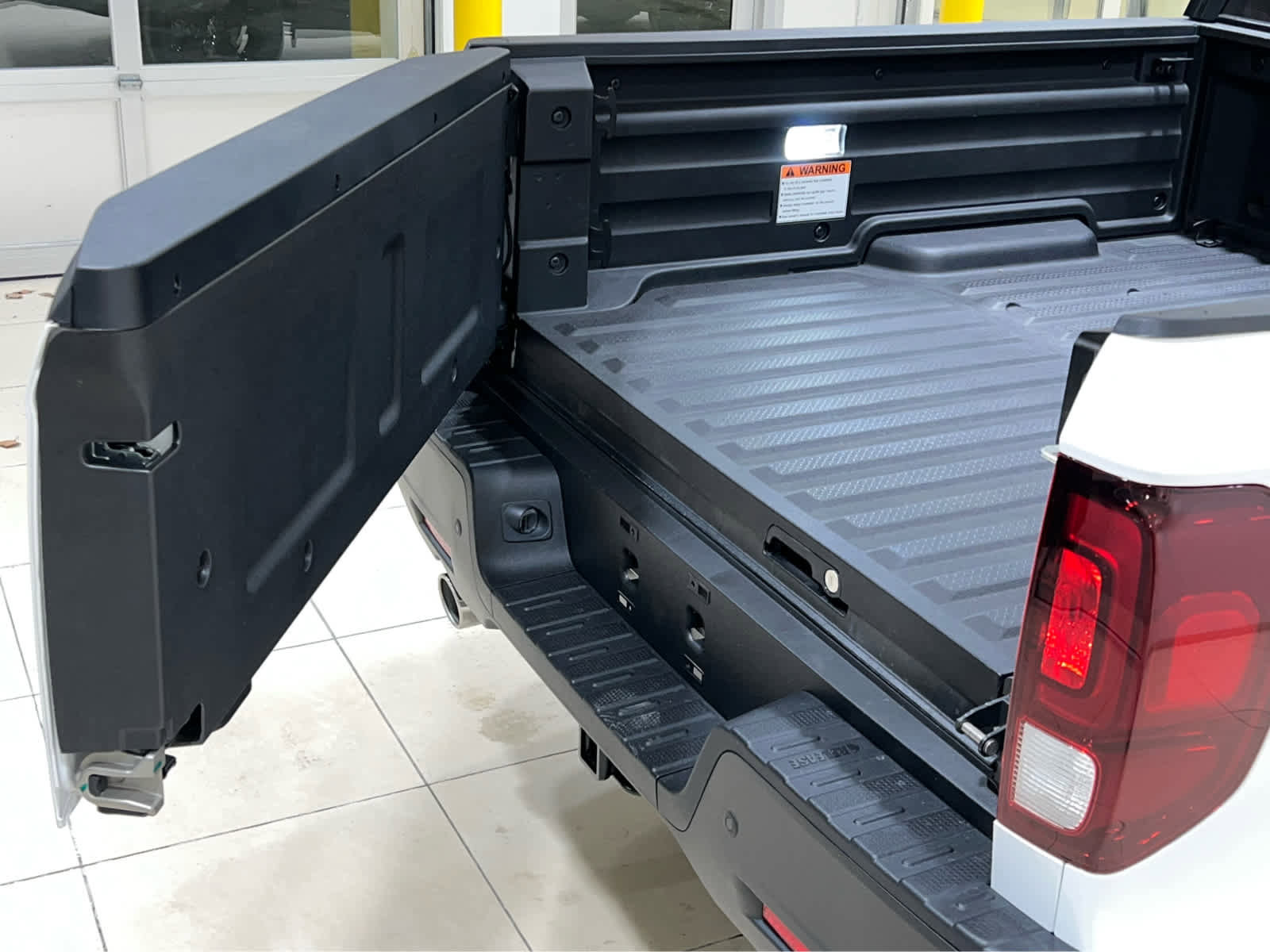 New 2026 Honda Ridgeline Black Edition image 8