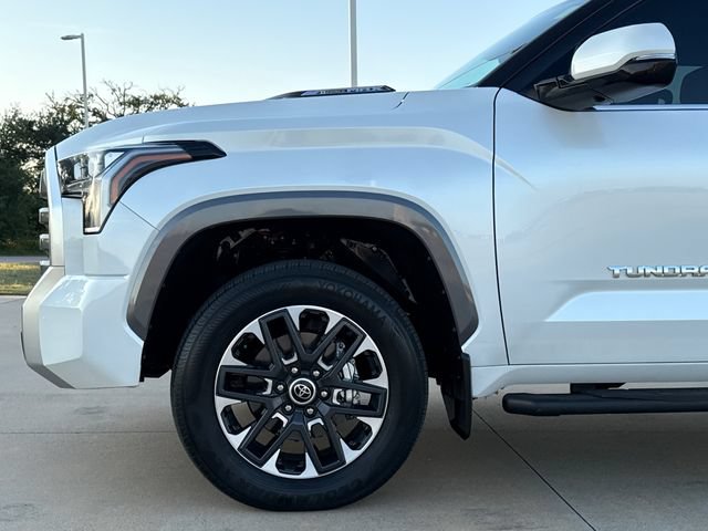 Used 2024 Toyota Tundra Limited AWD/4WD image 5