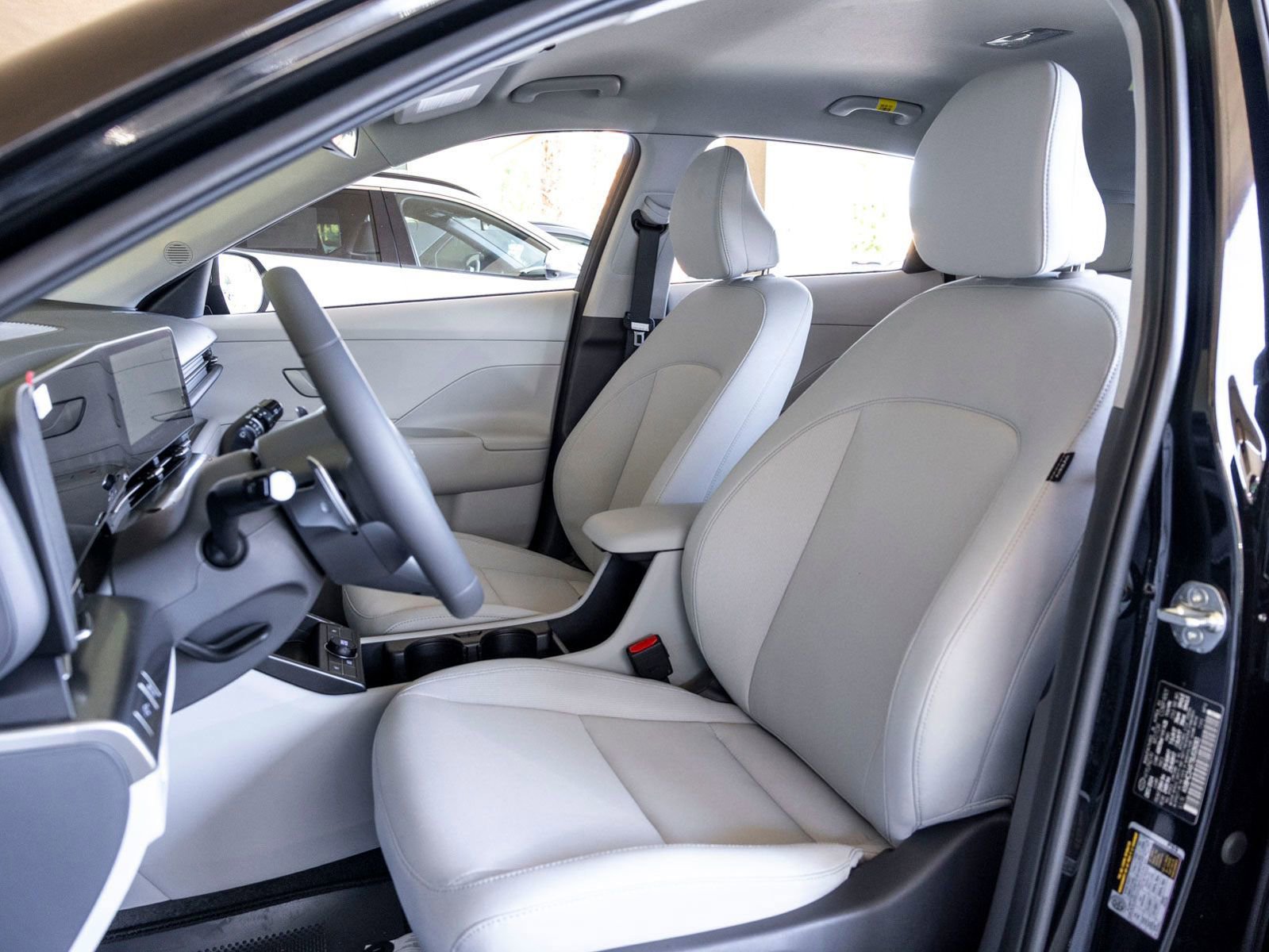 New 2025 Hyundai Kona SEL image 14