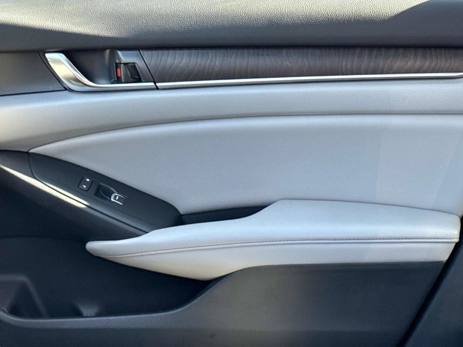 Certified 2020 Honda Accord EX image 21