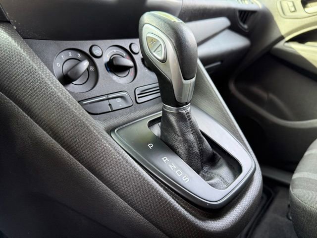 Used 2014 Ford Transit Connect XLT image 10