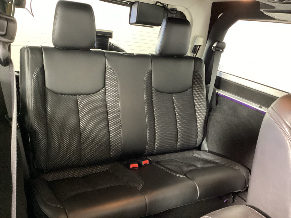 Used 2016 Jeep Wrangler Sahara AWD/4WD image 10