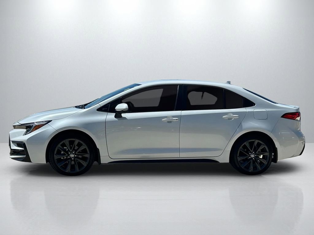 Used 2026 Toyota Corolla SE w/ SE Package FWD image 8