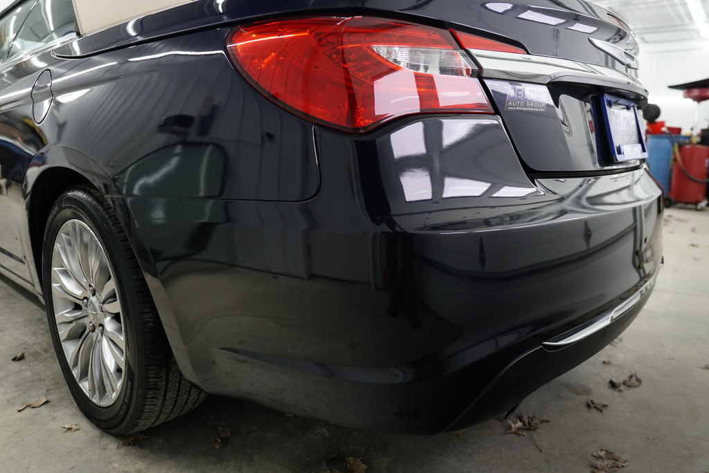 Used 2012 Chrysler 200 Limited FWD image 11