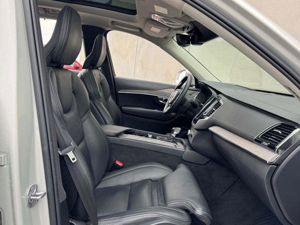 Used 2022 Volvo XC90 T6 Inscription w/ Advanced Package image 22