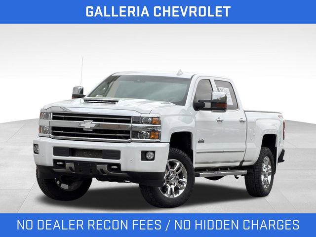 Used 2018 Chevrolet Silverado 2500 High Country w/ Duramax Plus Package image 2