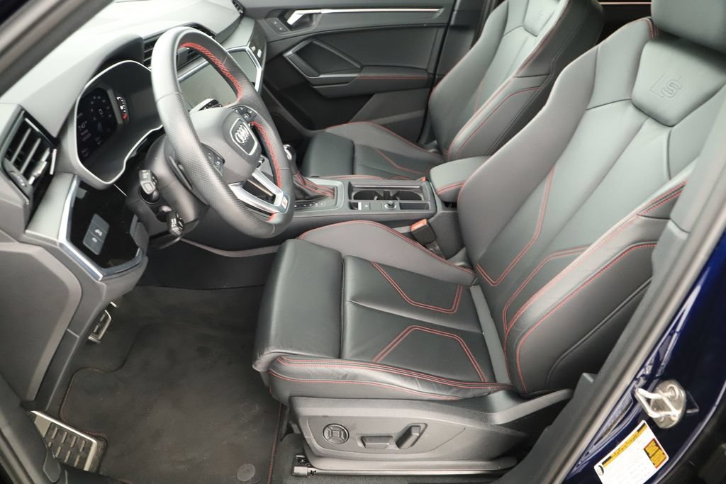 Certified 2025 Audi Q3 2.0T Premium Plus w/ Premium Plus Package AWD/4WD image 24