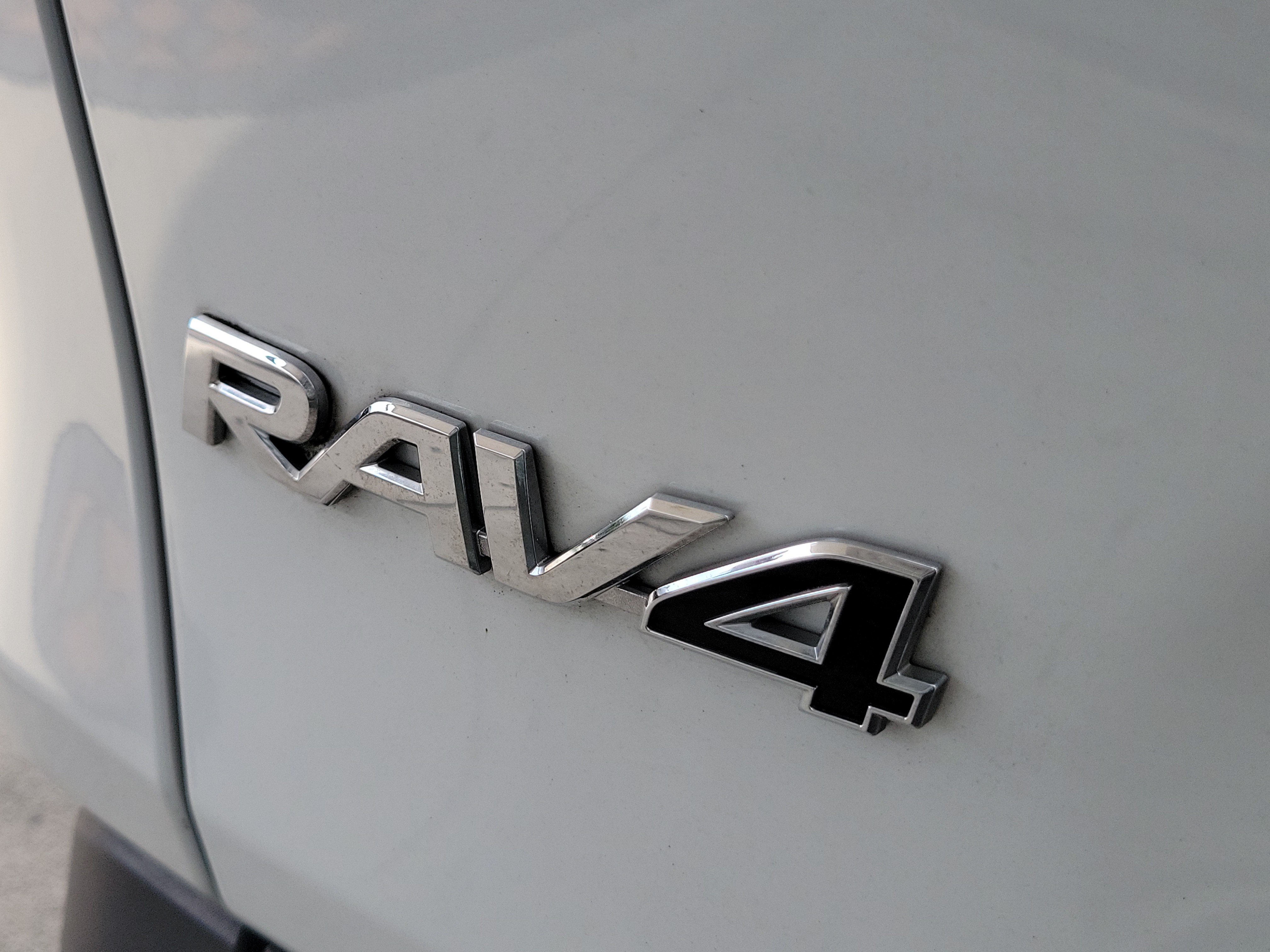 Certified 2024 Toyota RAV4 XLE Premium AWD/4WD image 10