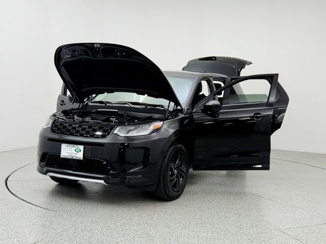 Certified 2025 Land Rover Discovery Sport S image 9