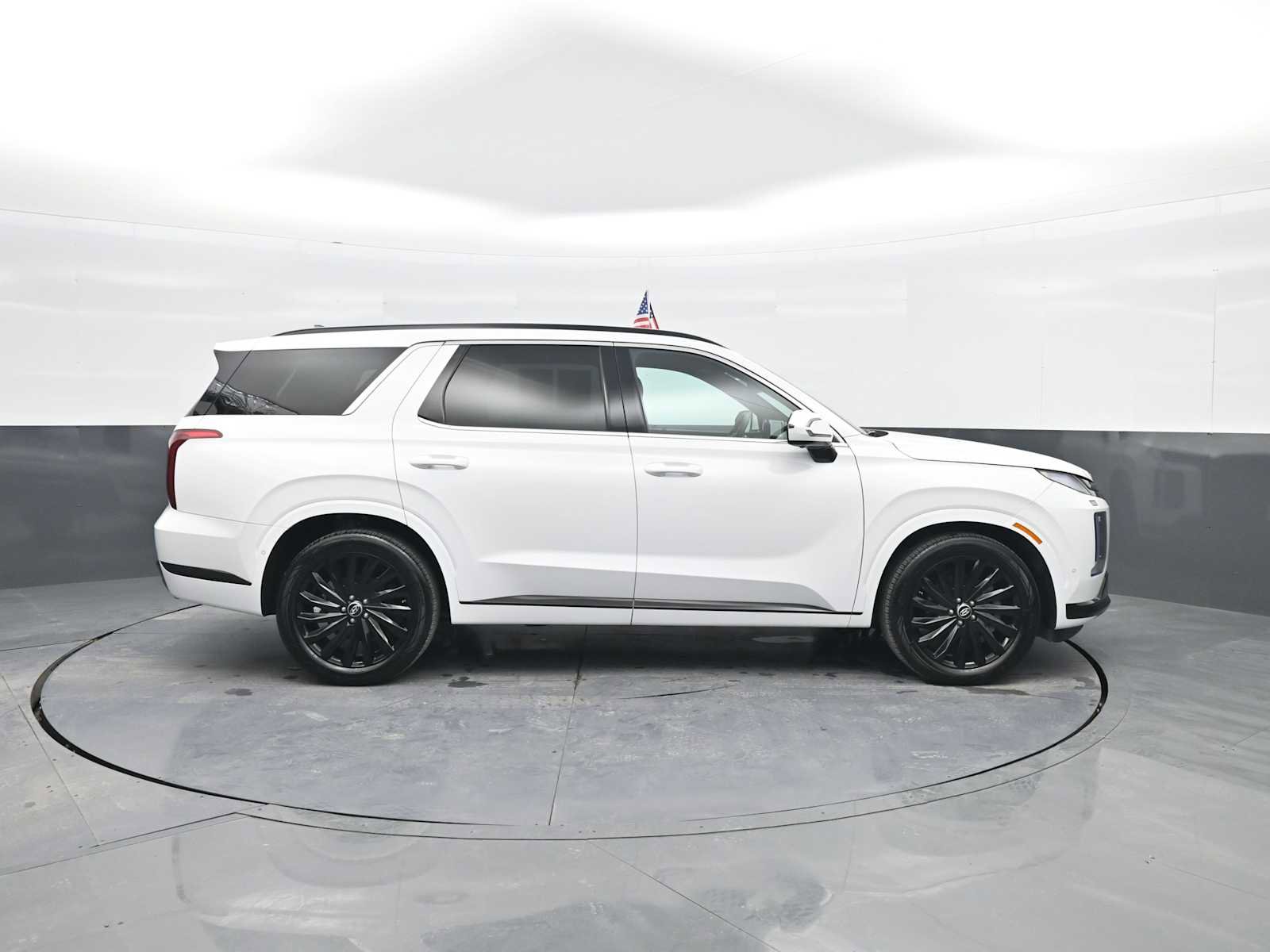 Used 2025 Hyundai Palisade Calligraphy image 9