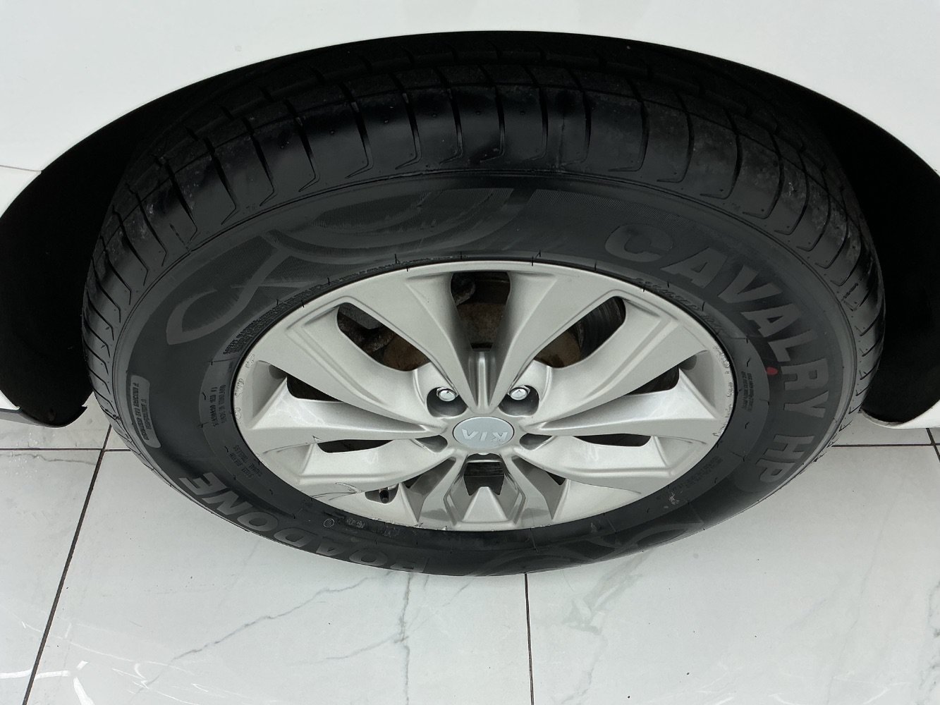 Used 2020 Kia Sedona L FWD image 45