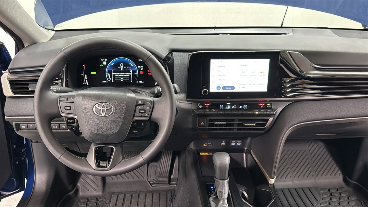 Certified 2025 Toyota Camry LE image 9