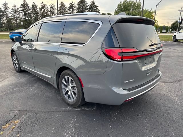 Used 2021 Chrysler Pacifica Pinnacle FWD image 7