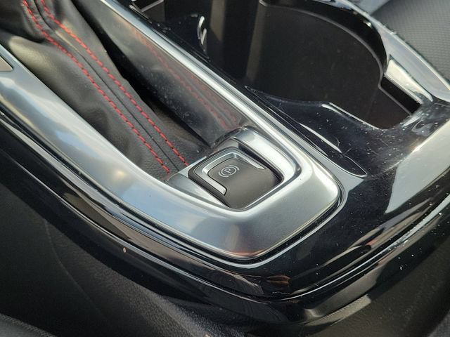 Used 2025 Chevrolet Trax RS w/ Driver Confidence Package FWD image 31