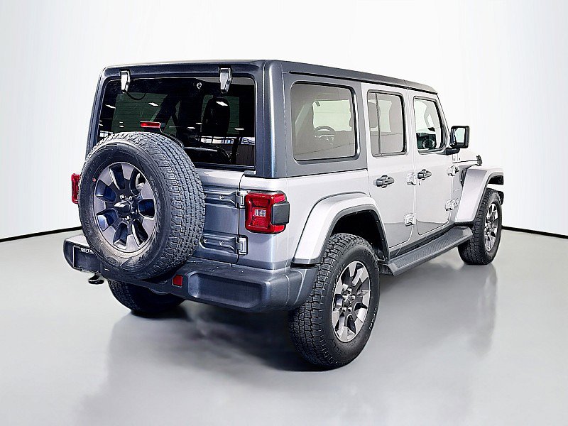 Used 2018 Jeep Wrangler Unlimited Sahara w/ Cold Weather Group image 7