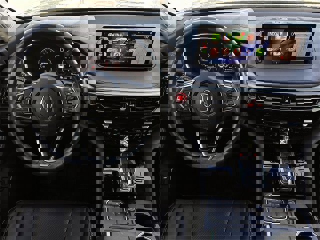 Used 2024 Acura MDX SH-AWD w/ Technology Package image 12