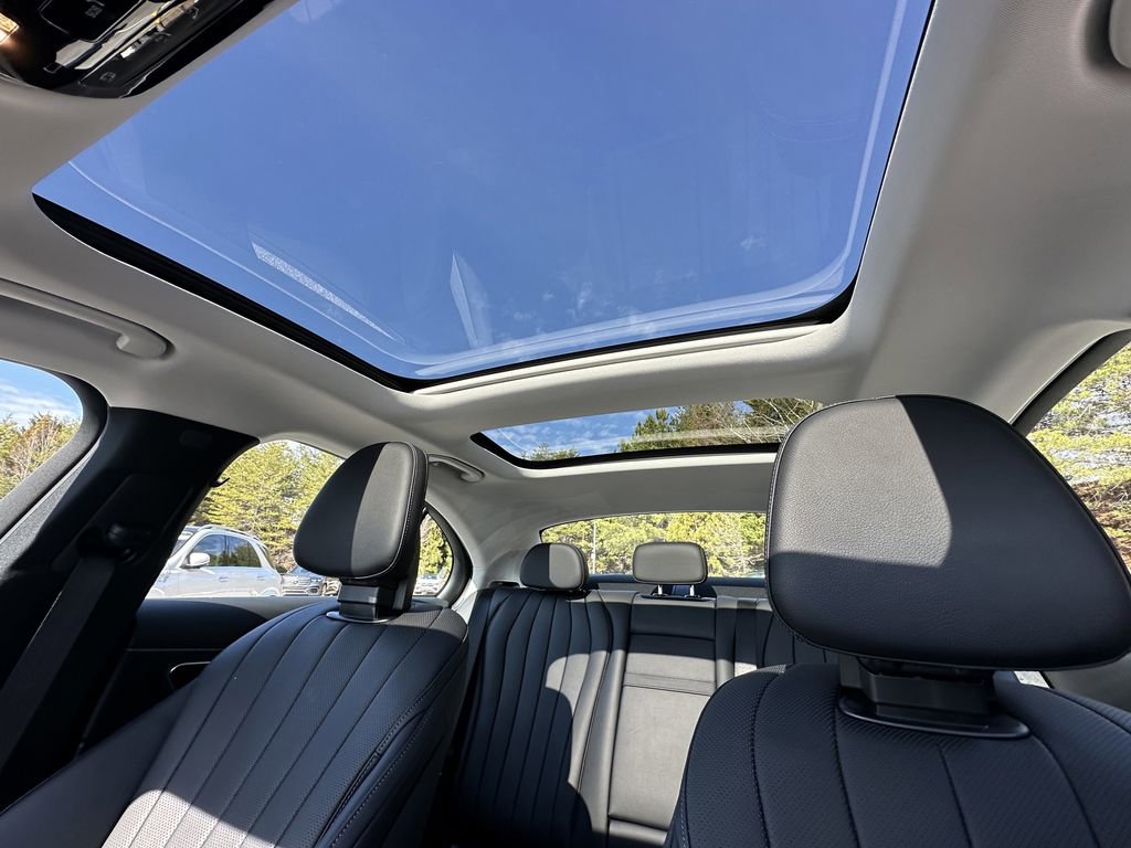 Certified 2024 Mercedes-Benz E 350 4MATIC Sedan w/ Airmatic Package image 34