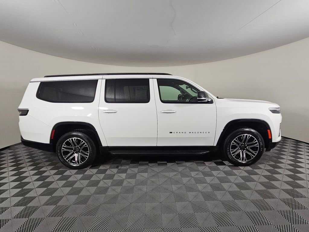 New 2026 Jeep Grand Wagoneer L 4WD w/ HD Trailer Tow Package image 3